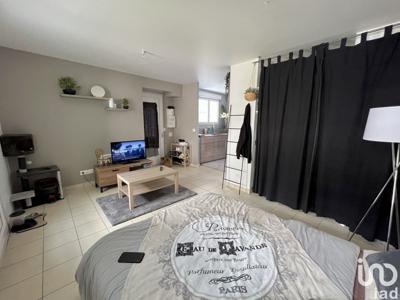 Immeuble de 73 m² à Soisy-sur-Seine (91450)