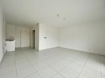 Location appartement 1 pièce 31.35 m²