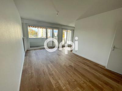 Location appartement 3 pièces 68.36 m²