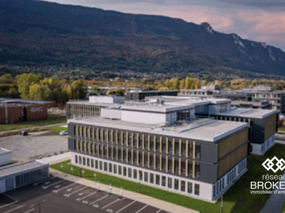 À louer : Savoie Technolac - 329m² de bureaux de très haut standing - Divisibles à partir de 75m²
