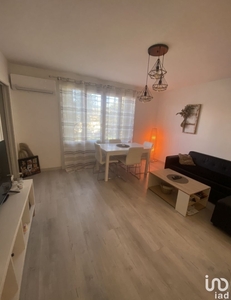 Appartement 4 pièces de 67 m² à Peyruis (04310)