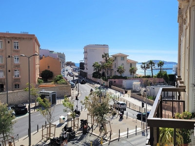 Appartement 4 pièces de 73 m² à Marseille (13007)