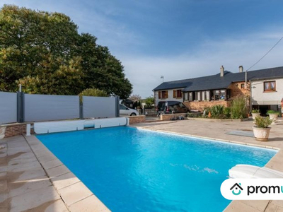 Magnifique villa avec piscine et terrain en Normandie