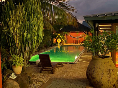 Magnifique villa avec studio indépendant à vendre à Pointe Aux Piments