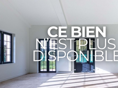 Maison 4 pièces de 128 m² à Beychac-et-Caillau (33750)