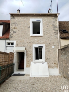 Maison 4 pièces de 63 m² à Pussay (91740)