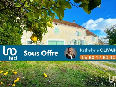 Maison 6 pièces de 165 m² à Entrains-sur-Nohain (58410)