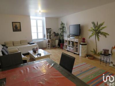 Appartement 3 pièces de 87 m² à Bédarieux (34600)