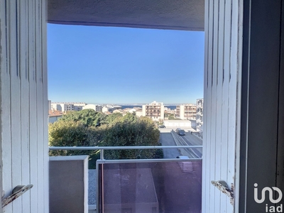 Appartement 2 pièces de 32 m² à Marseille (13008)