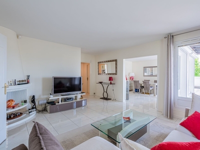 Appartement 4 pièces de 83 m² à Villiers-le-Bel (95400)