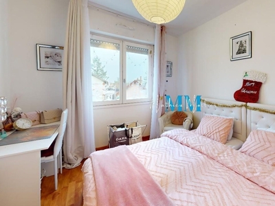 Appartement 5 pièces de 99 m² à Mainvilliers (28300)