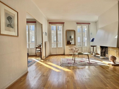 Appartement de 4 pièces de luxe en vente à Bordeaux, France