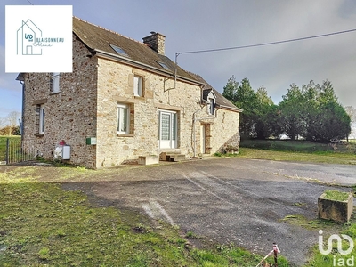 Maison 4 pièces de 87 m² à Val-d'Izé (35450)