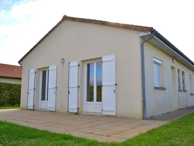 Maison 5 pièces de 76 m² à Montamisé (86360)