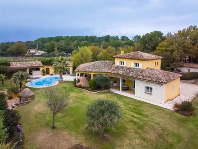 Maison de prestige de 245 m2 en vente Trets, Provence-Alpes-Côte d'Azur