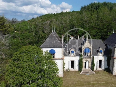 Prestigieux château en vente Autun, Bourgogne-Franche-Comté