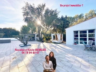 Maison de 4 chambres de luxe en vente à Grans, Provence-Alpes-Côte d'Azur