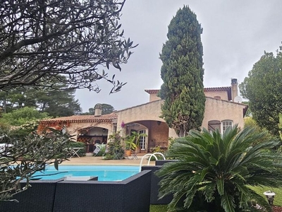 Villa de luxe de 5 pièces en vente Toulon, Provence-Alpes-Côte d'Azur