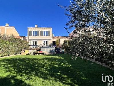 Maison 4 pièces de 106 m² à Châteauneuf-Grasse (06740)