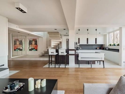4 room luxury Flat for sale in Neuilly-sur-Seine, Île-de-France