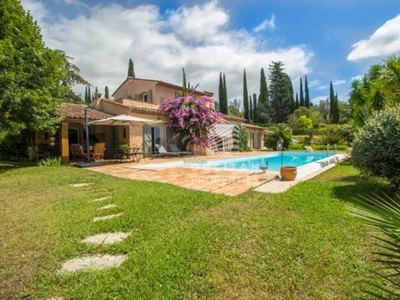5 room luxury House for sale in Grasse, French Riviera