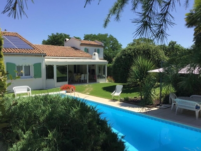 6 room luxury Villa for sale in Albi, Occitanie