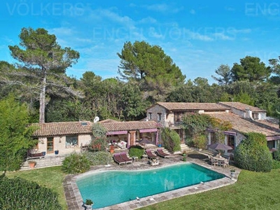 9 room luxury House for sale in La Colle-sur-Loup, French Riviera