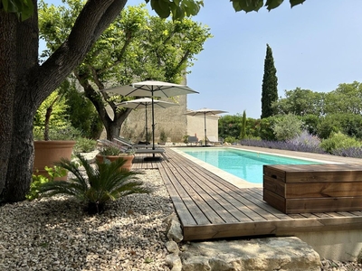 9 room luxury House for sale in Uzès, Occitanie