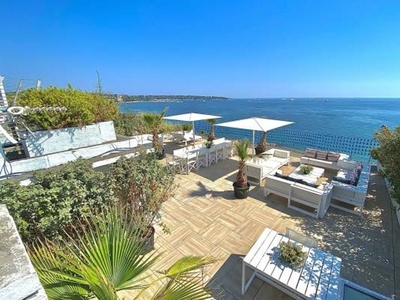 Luxury Apartment for sale in Juan-les-Pins, French Riviera