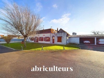 Maison de prestige de 217 m2 en vente 24bis Route d’Isdes, Sully-sur-Loire, Centre