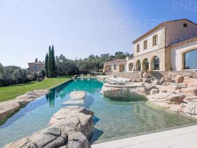 Luxury House for sale in Châteauneuf-Grasse, French Riviera