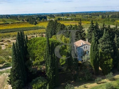Luxury House for sale in Saint-Rémy-de-Provence, French Riviera