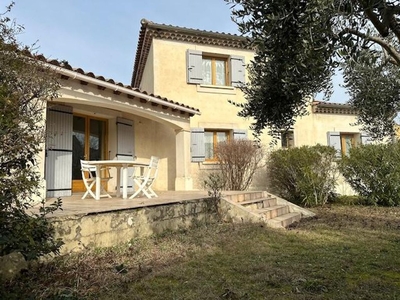 Villa de luxe de 4 pièces en vente Pernes-les-Fontaines, Provence-Alpes-Côte d'Azur