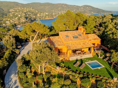 Villa de luxe de 7 pièces en vente Le Lavandou, France