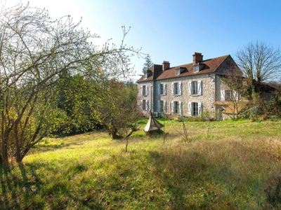 Villa de 9 pièces de luxe en vente Souppes-sur-Loing, Île-de-France
