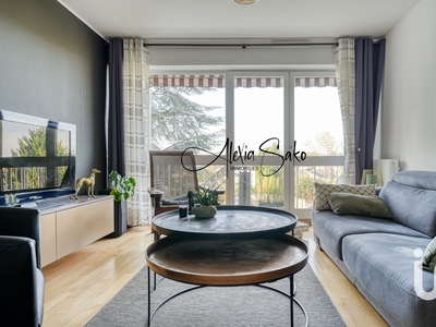 Appartement 3 pièces de 72 m² à Verneuil-sur-Seine (78480)