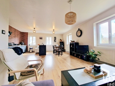 Appartement 3 pièces de 79 m² à Tarentaise (42660)
