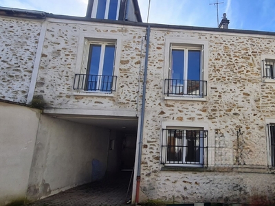 Appartement 4 pièces de 179 m² à Tournan-en-Brie (77220)