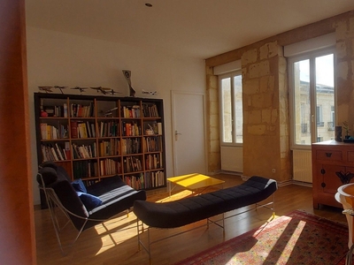 Appartement 4 pièces de 95 m² à Bordeaux (33000)