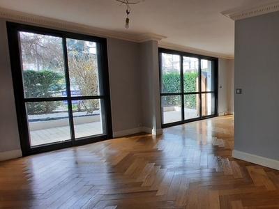Appartement 5 pièces de 98 m² à Deuil-la-Barre (95170)