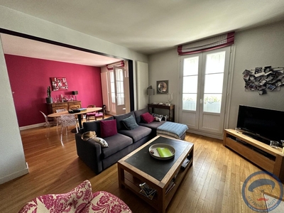 Appartement de luxe de 2 chambres en vente à Tours, France