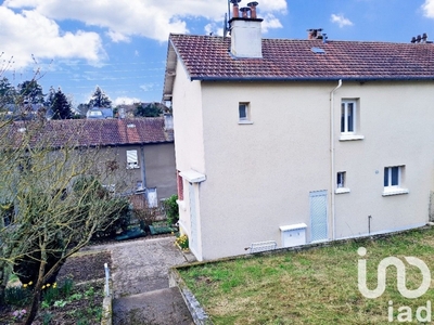 Maison 4 pièces de 70 m² à L'Aigle (61300)