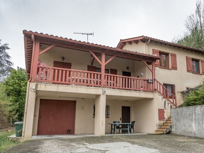 Maison 7 pièces de 130 m² à Moissac (82200)