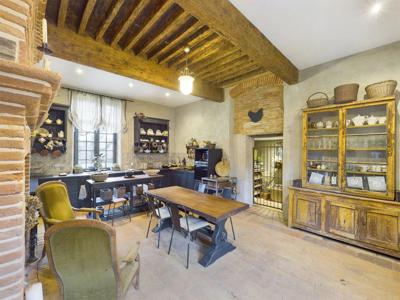 28 room luxury Hotel for sale in Montauban, France