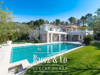 Villa de luxe de 13 pièces en vente 06250, Mougins, Alpes-Maritimes, Provence-Alpes-Côte d'Azur