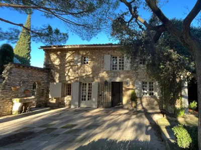 Vente maison 9 pièces 215 m² Robion (84440)