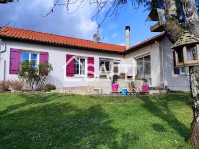 Vente maison 6 pièces 130 m² Yvrac (33370)