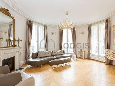 Appartement 4 chambres meublé avec ascenseur et conciergeAuteuil (Paris 16°)