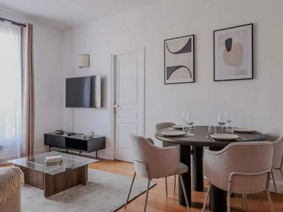 Location appartements à Paris: 2 pièces, 40 m²
