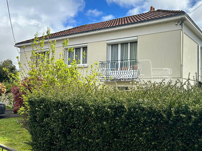 Vente maison 6 pièces 139 m² Saint-Julien-de-Concelles (44450)
